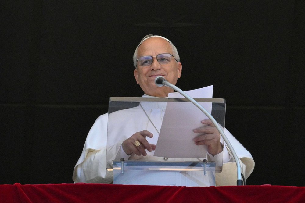 Esce la prima Enciclica di Papa Leone XIV: «L'intelligenza artificiale va disarmata». 