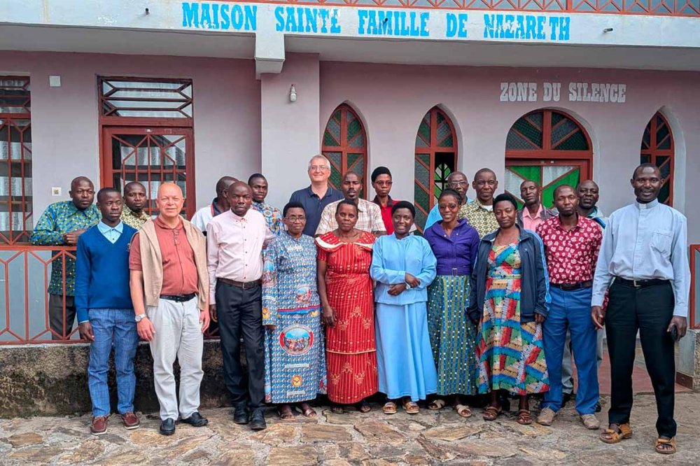 Matteo Fadda in Burundi: «Tra i Pigmei discriminati, canti di gioia in un Paese ferito»