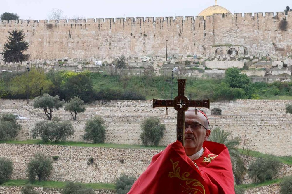 Terra Santa, vittoria del dialogo: il Patriarca celebra la Pasqua al Sepolcro