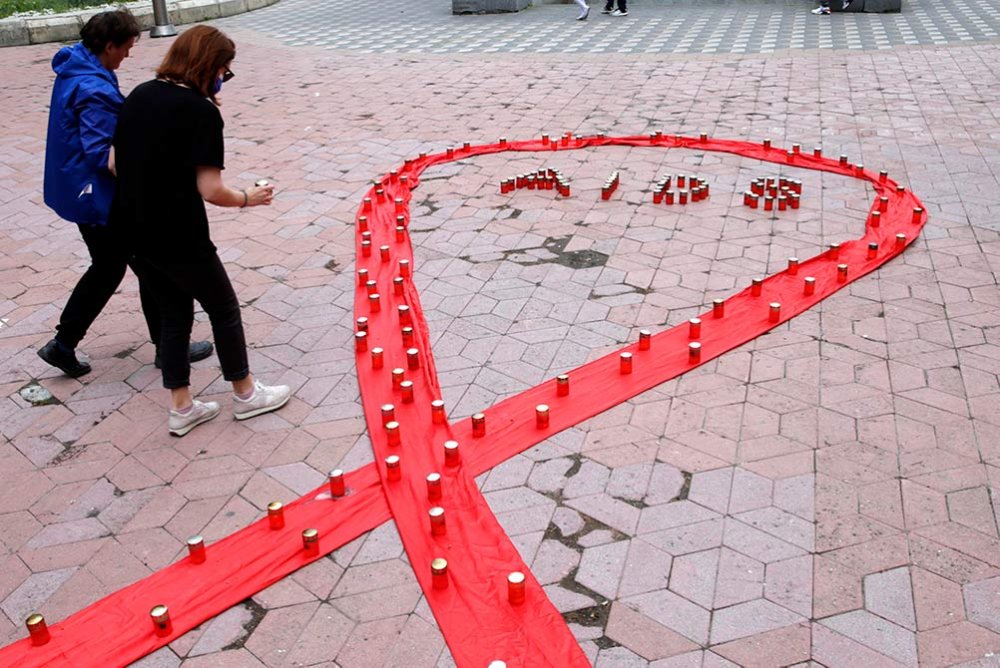 L'AIDS compie 40 anni e fa paura