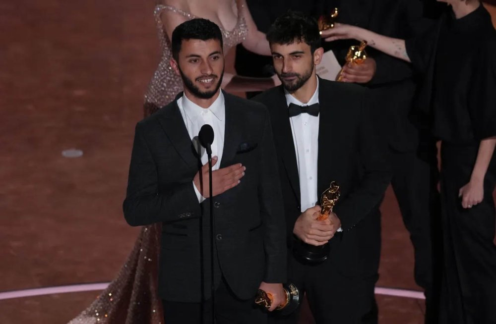 Regista premio Oscar arrestato e poi rilasciato