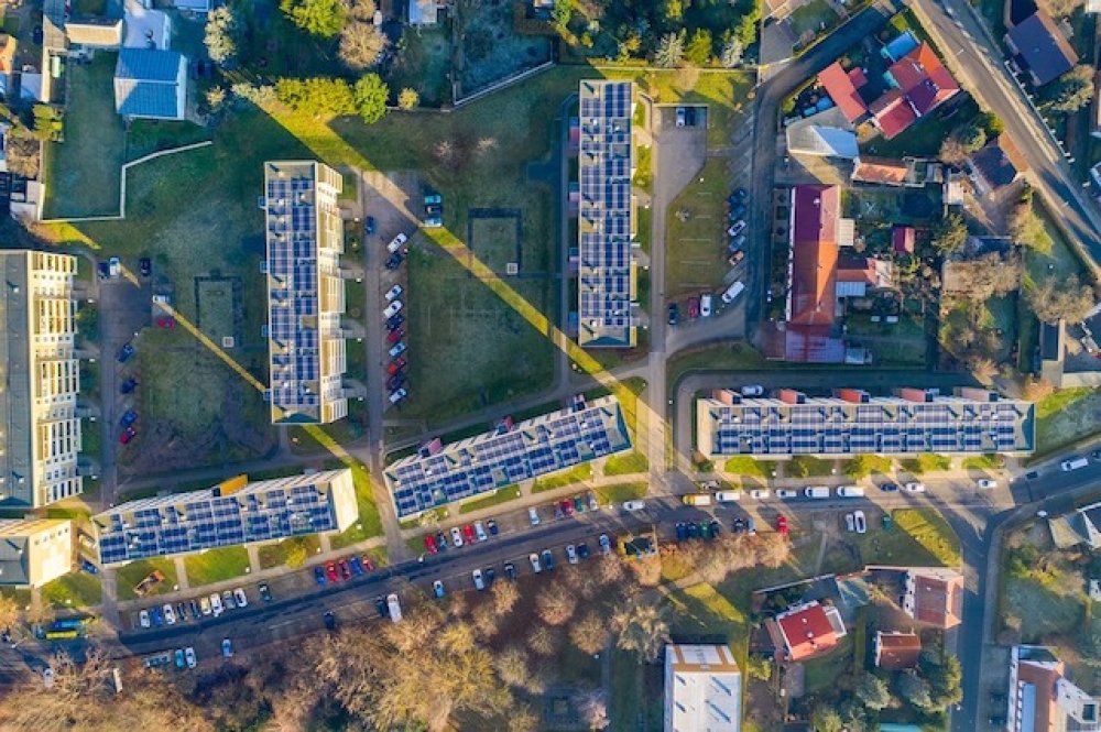 Stop ai fondi CER: regole cambiate in corsa