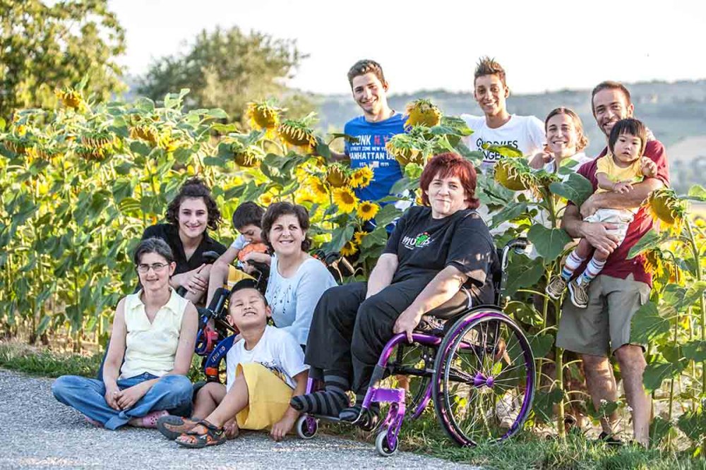 Dongdong Paolo Camanni con la sua famiglia