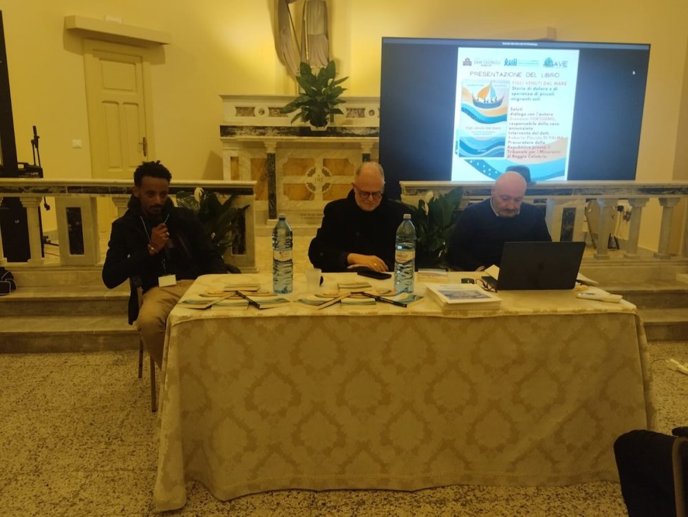 Migranti minorenni soli: che fare? La prima accoglienza non basta