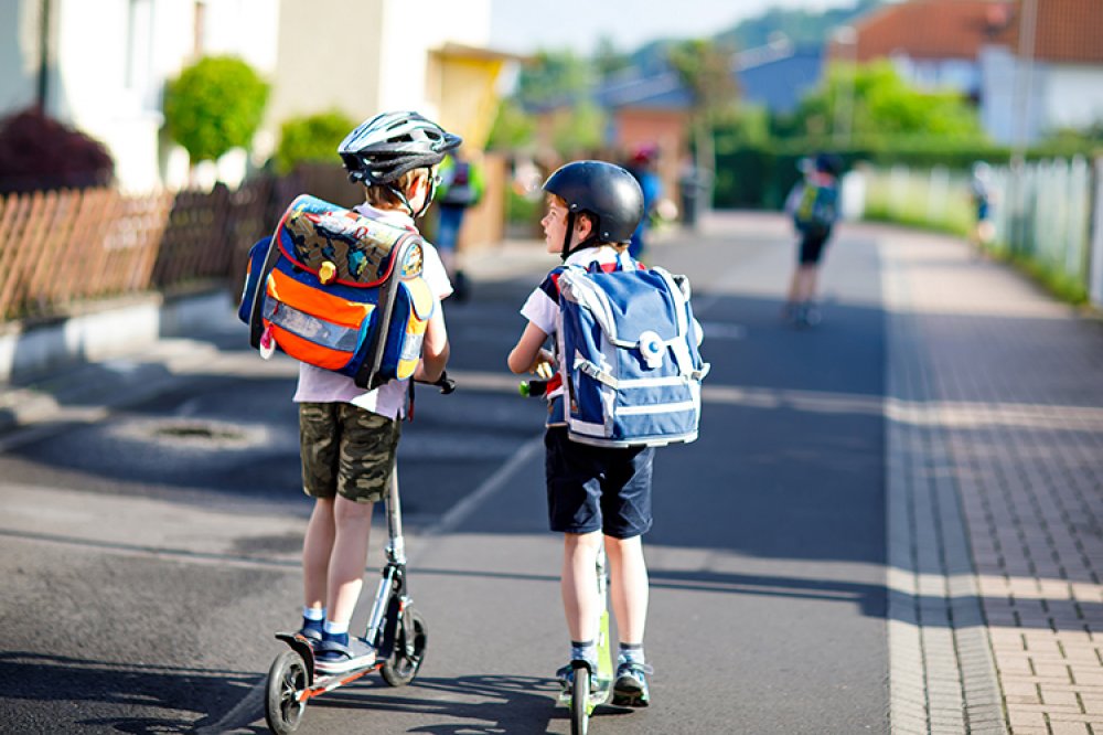 Gemelli, così diversi a scuola