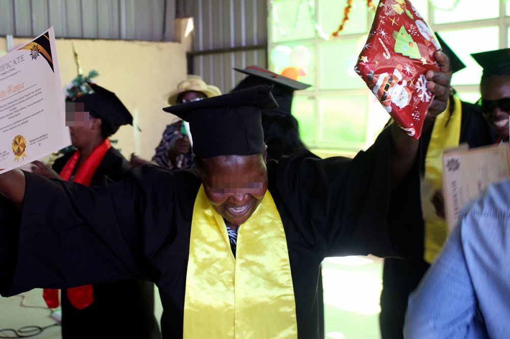 Amini Home festeggia un nuovo futuro per 22 donne