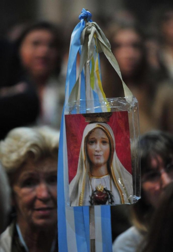 Si prega Maria per l'elezione del nuovo Papa