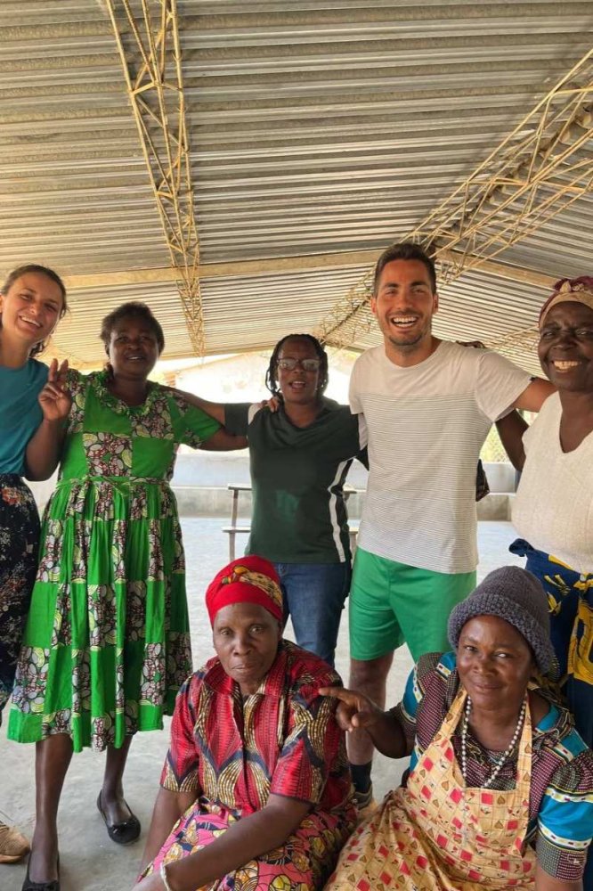 Mariavittoria e Luca volontari Zambia