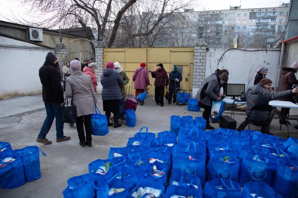 Distribuzione alimenti fra i civili