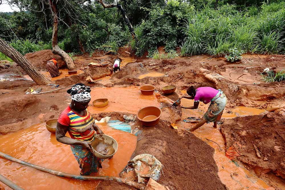 In Guinea tra i figli dei cercatori d'oro