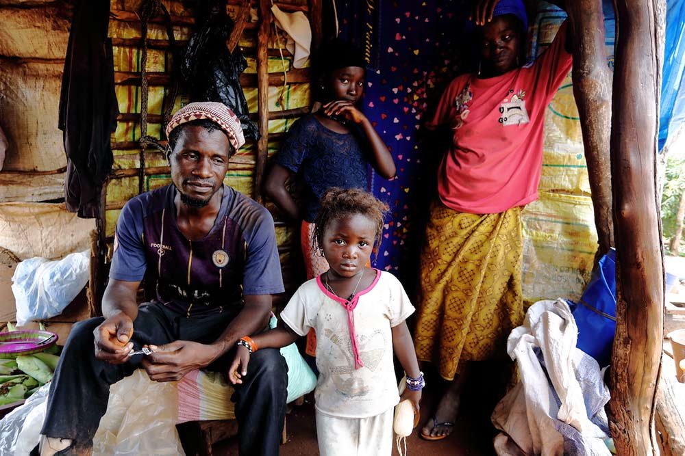 Famiglia minatori in Burkina