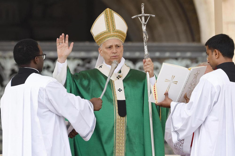 Il Rosario contro la guerra a pezzi: l'appello di Leone XIV e la mobilitazione di tutta la Chiesa 