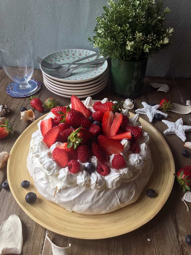 Pavlova torta australiana