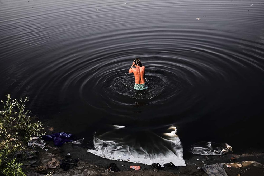 Il Gange, una divinità violata