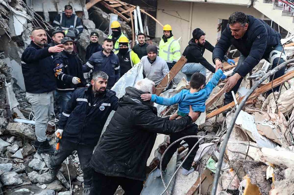 Un anno dopo il terremoto in Turchia. Intervista a Giulia Longo, program manager Caritas