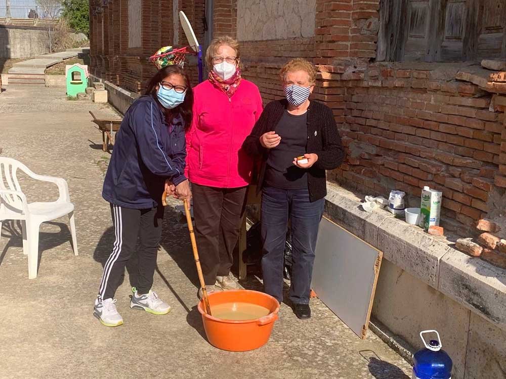 Vicky fa il sapone Vicky fa il sapone