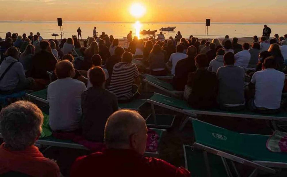 Stefano Vitali presenta il suo libro all'alba