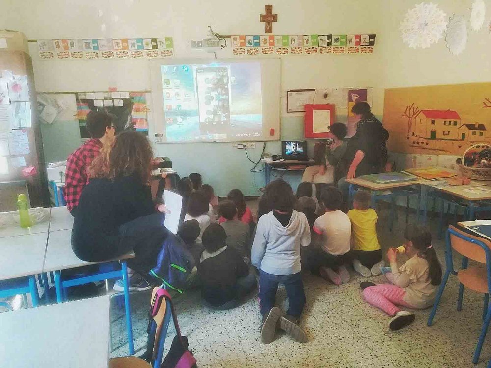 Forlì: maestra zambiana in visita alla scuola di don Benzi 