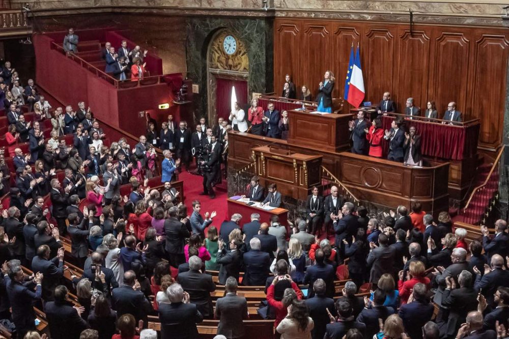 L'aborto entra nella Costituzione. Ma non è un diritto umano