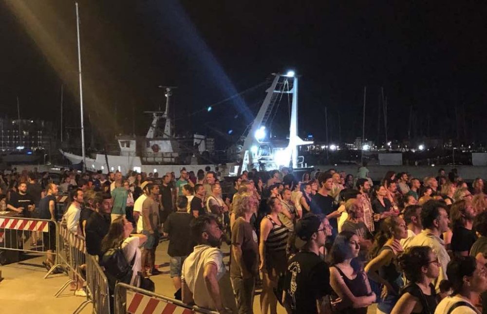 Tanta gente al porto di Rimini