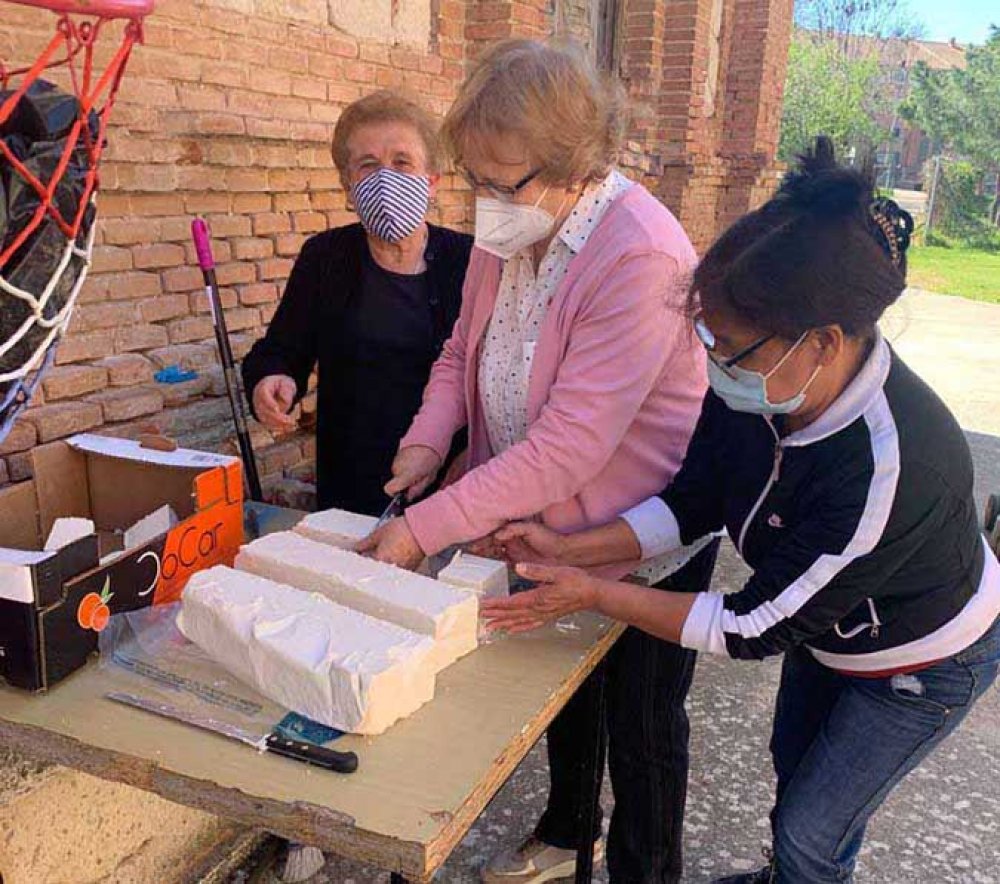 Vicky fa il sapone a Guadalajara